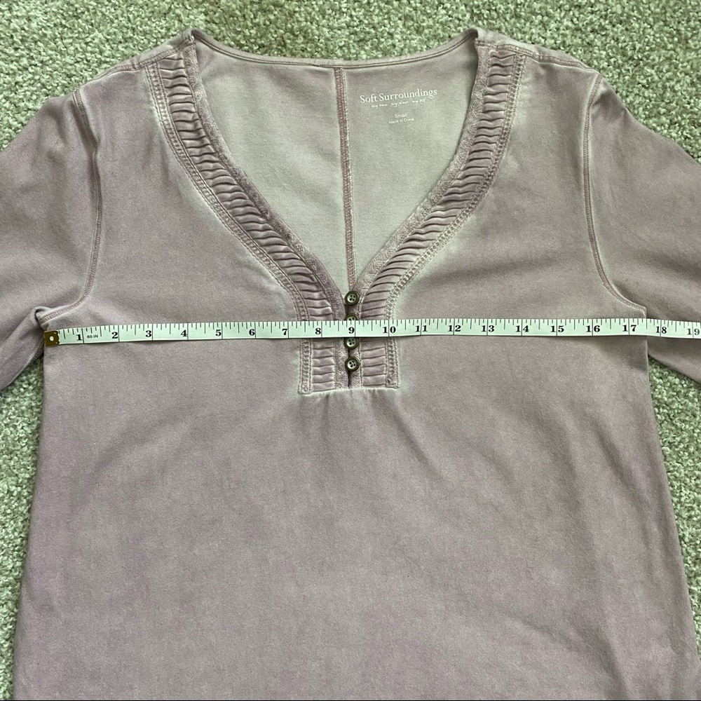 SOFT SURROUNDINGS V Neck Lavender Top - Picture 6 of 9